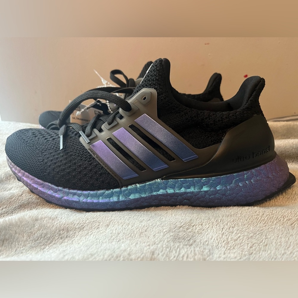 Adidas Ultraboost 5.0 DNA